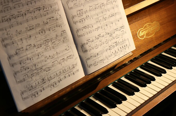 Songwriting for Piano & SinginG